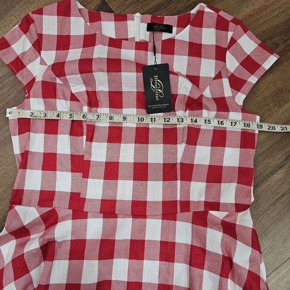 NWT Red and White Checkered Swing Dress - Picture 6 of 8